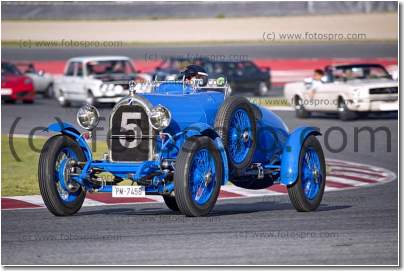 Desfilada classics Espiritu Montjuic Circuit de Catalunya Barcelona Montmelo clasicos Desfile Volta Clasicos